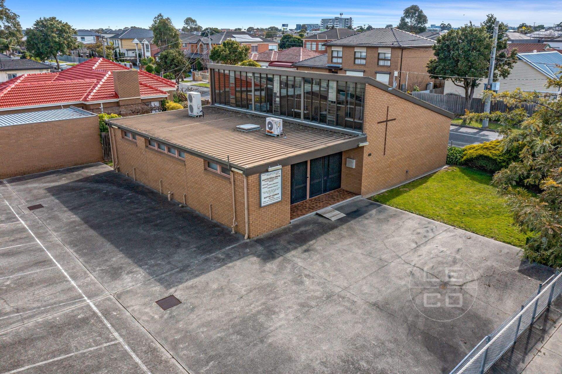 30 View Road, Springvale Le & Co Estate Agents