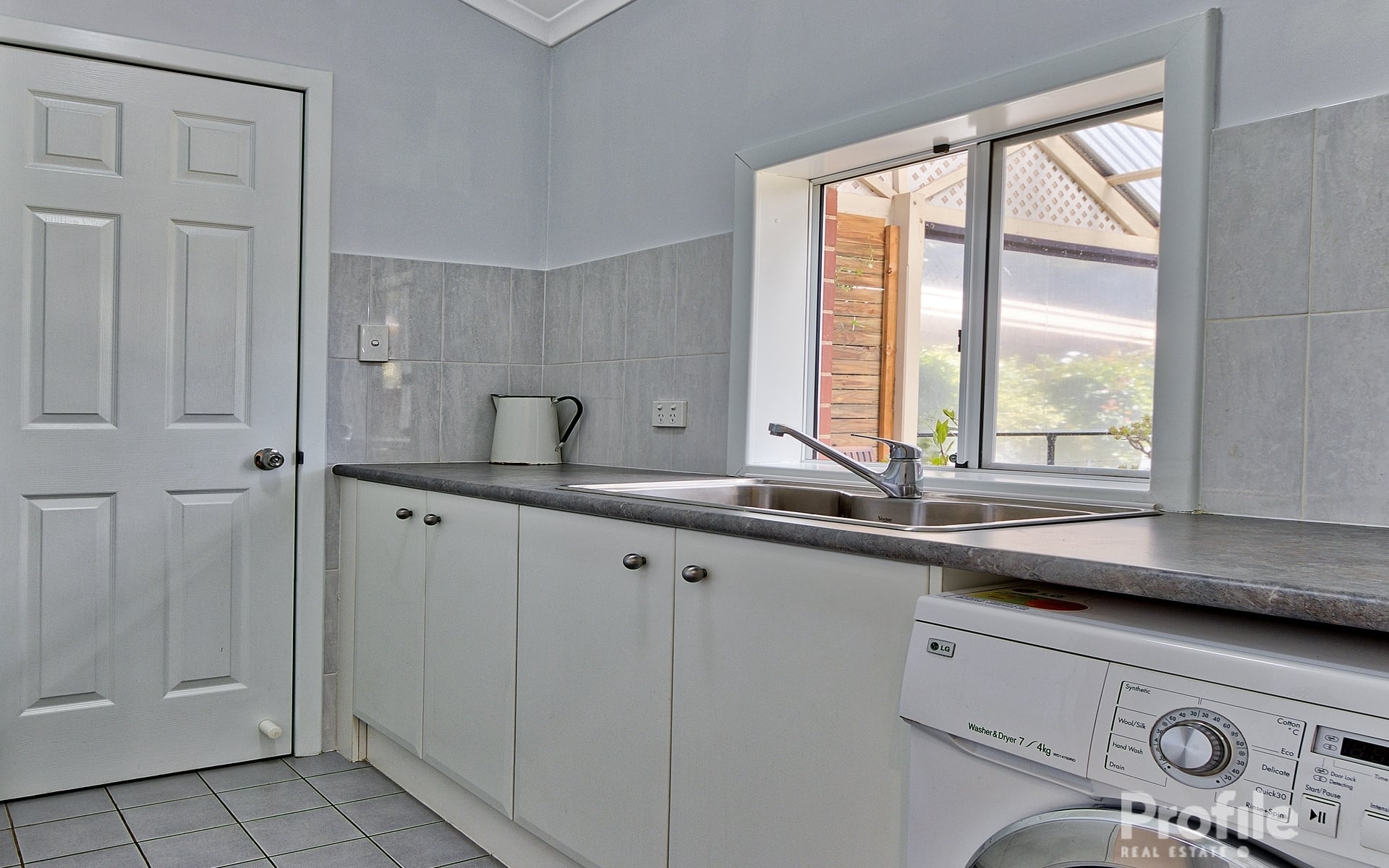 14 Invergowrie Avenue Highgate 5063