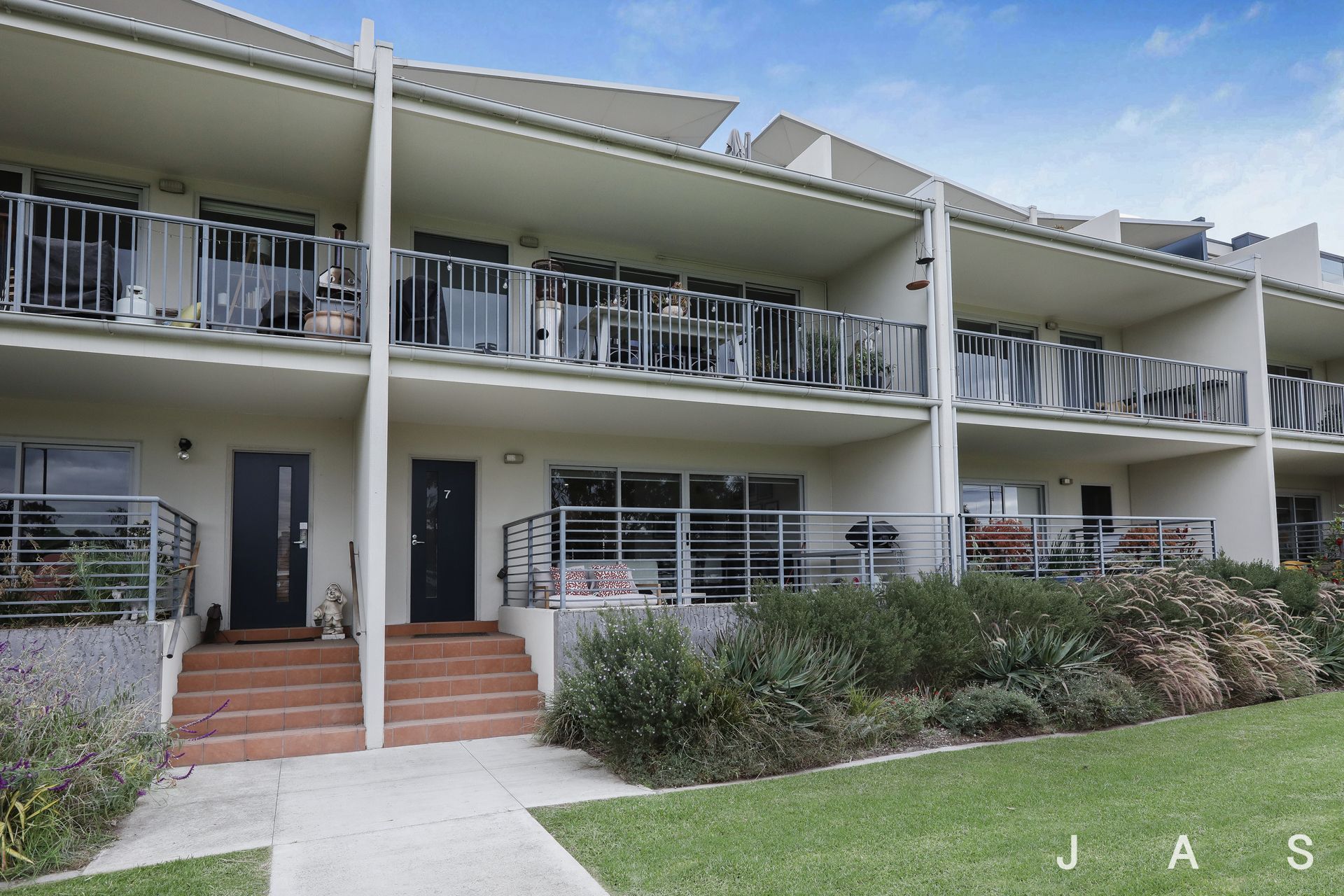 7/1 Saltriver Place Footscray VIC, Footscray - Thumbnail 2