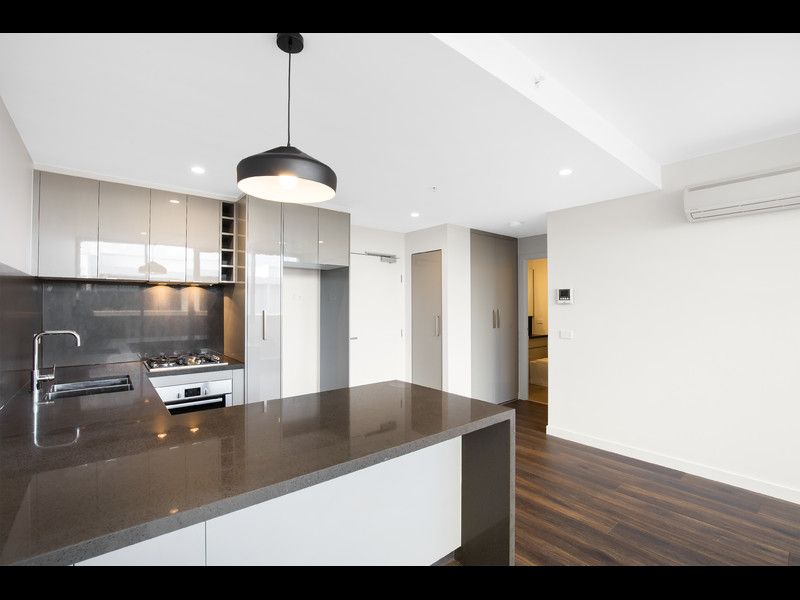 601/70 Batesford Road, Chadstone - Thumbnail 4