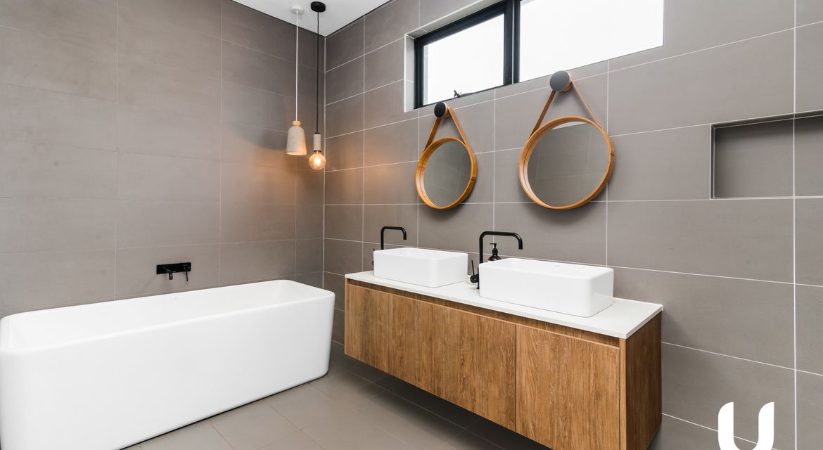 Colebee 12 Kingsbarn Street