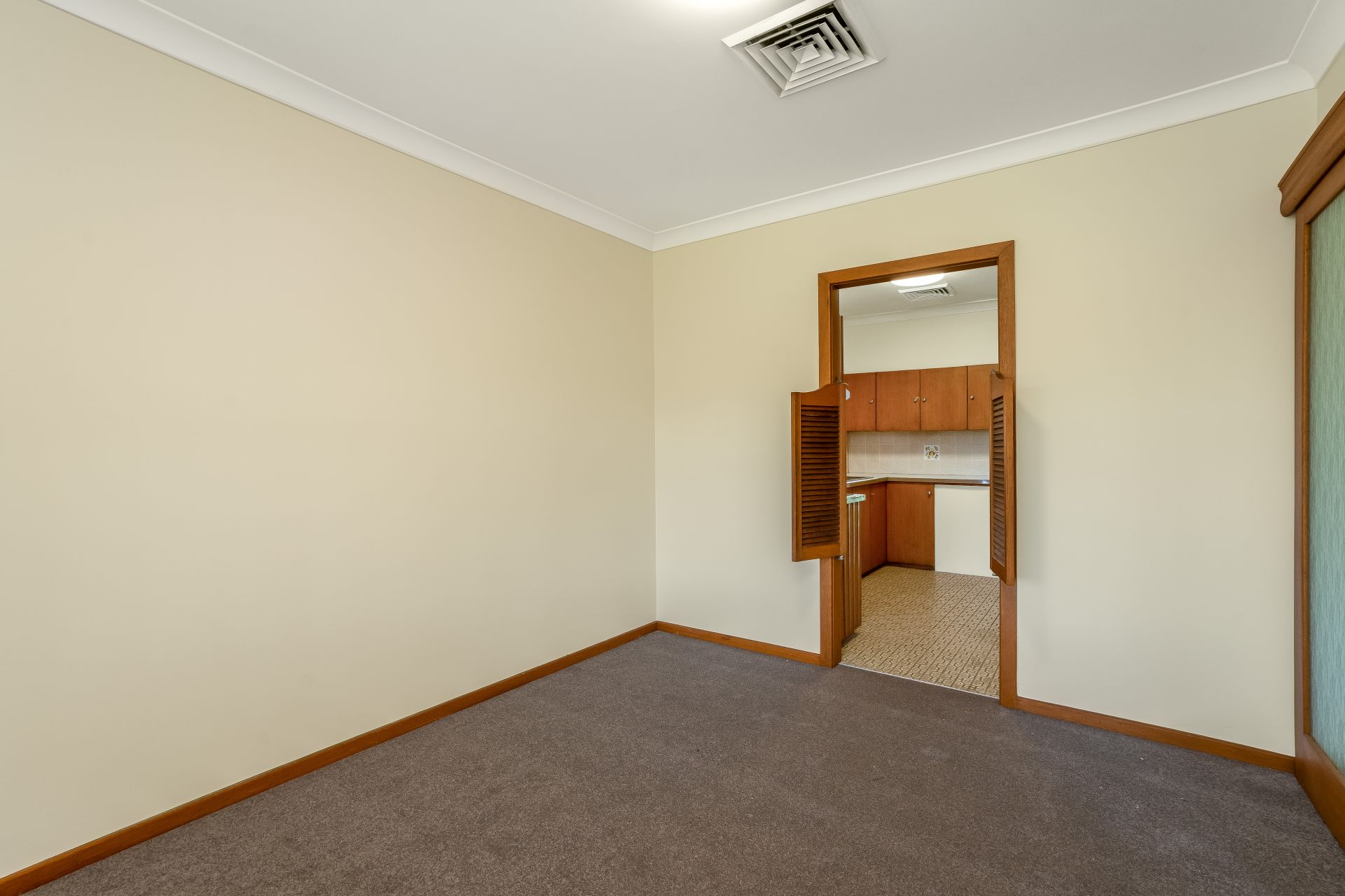 2 Chelston Close Charlestown NSW, Charlestown - Thumbnail 7