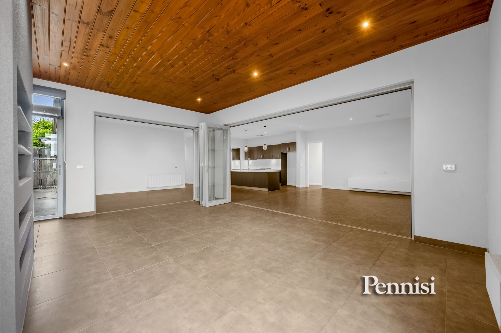 40 Threadneedle Street, Attwood Pennisi Real Estate