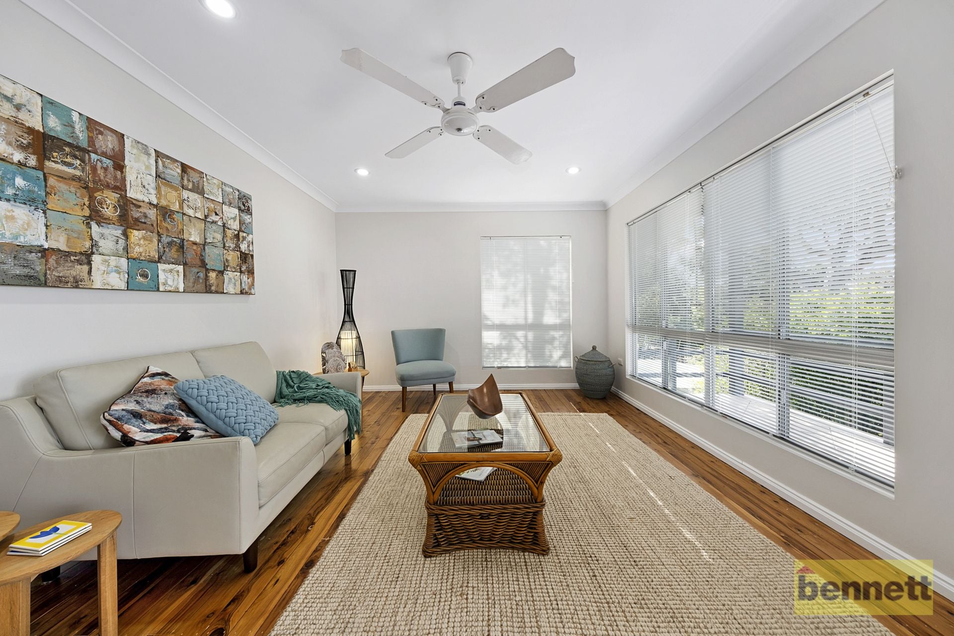 299 Lieutenant Bowen Drive, Bowen Mountain - Thumbnail 2