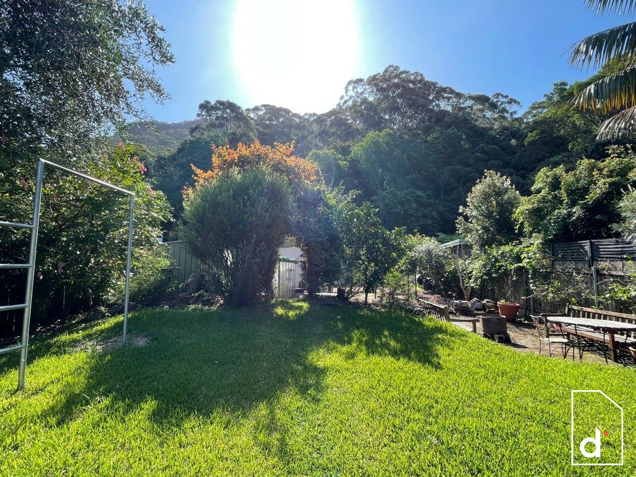 42 Buttenshaw Drive, Coledale NSW