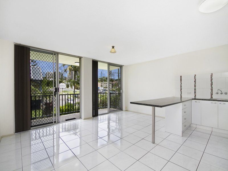 1/30 Lanham Street 'New Galaxy' COOLANGATTA QLD, 'New Galaxy' Coolangatta - Thumbnail 3