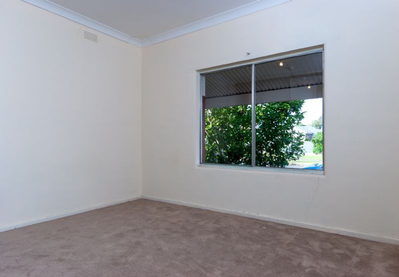 108 Cowper Street, Footscray - Thumbnail 5