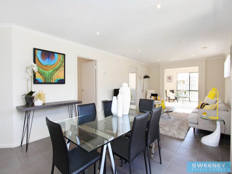 17 Cassan Way, Caroline Springs - Thumbnail 5