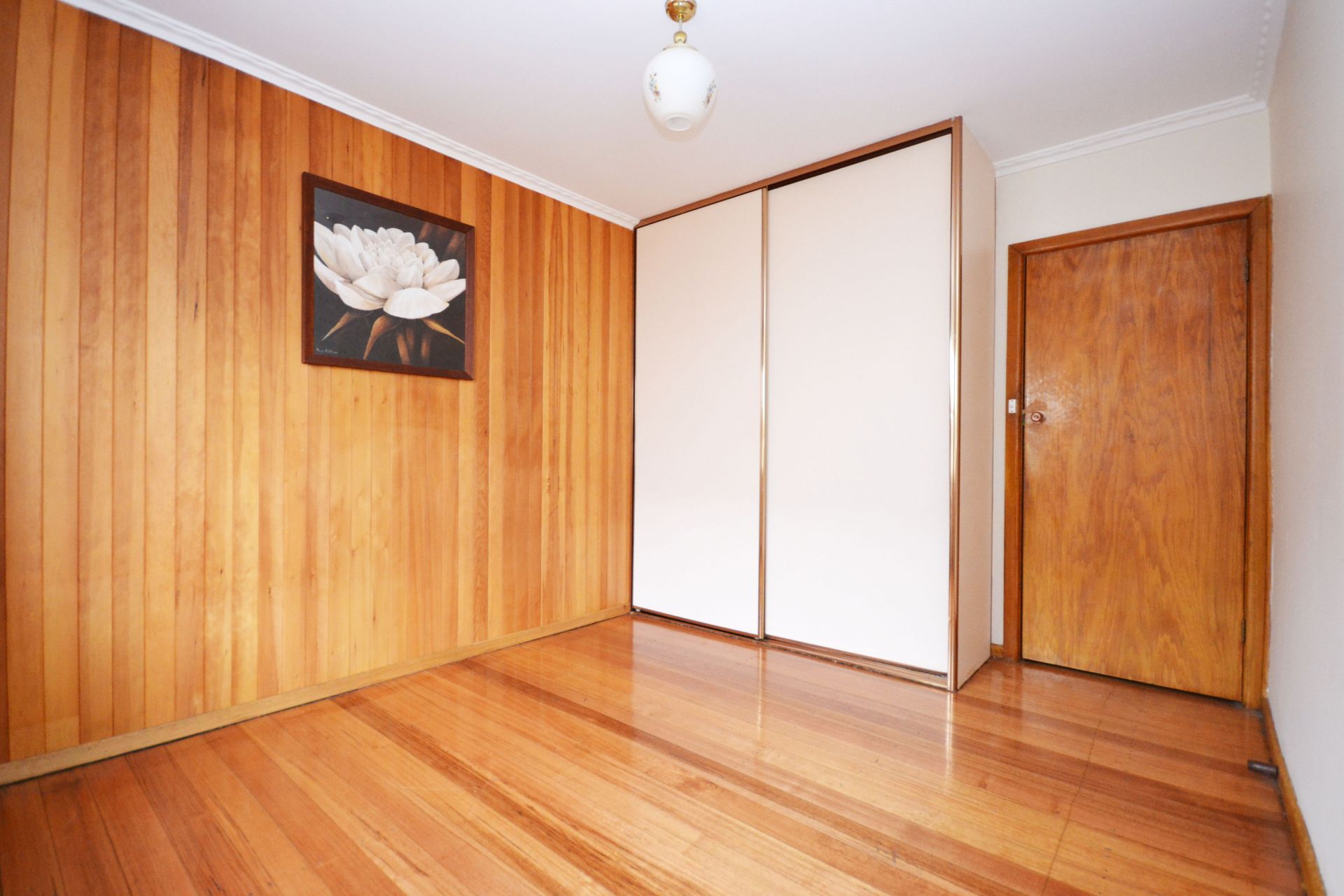 SIZE, QUALITY, LOCATION, PRICE