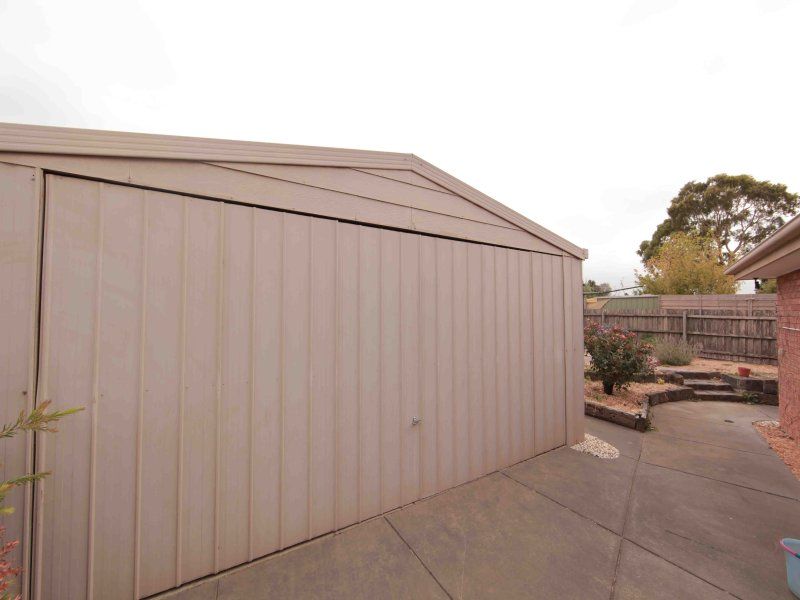 31 Romano Avenue MILL PARK, 31 Romano Avenue Mill Park - Thumbnail 2