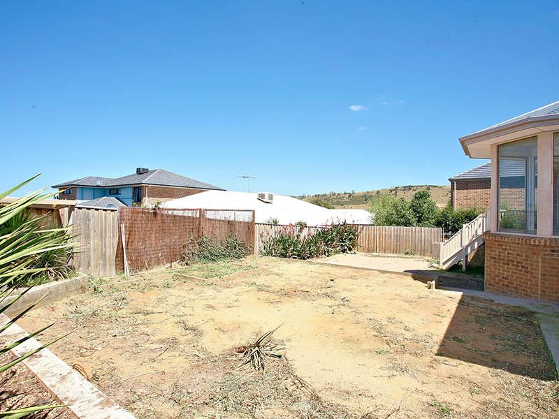 3 Berkley Rise SOUTH MORANG, South Morang - Thumbnail 2