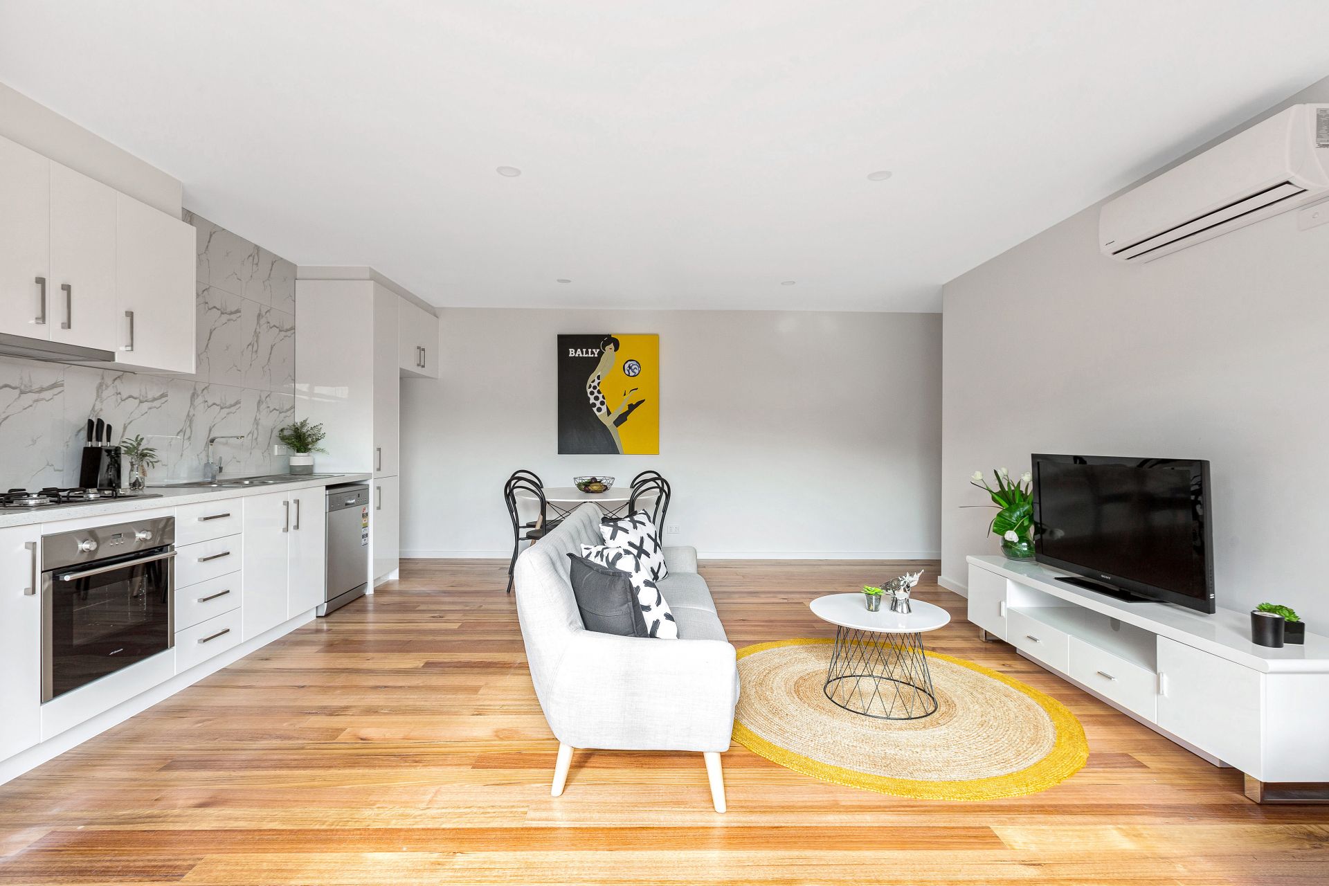 3/10 Leigh Street, Footscray - Thumbnail 4