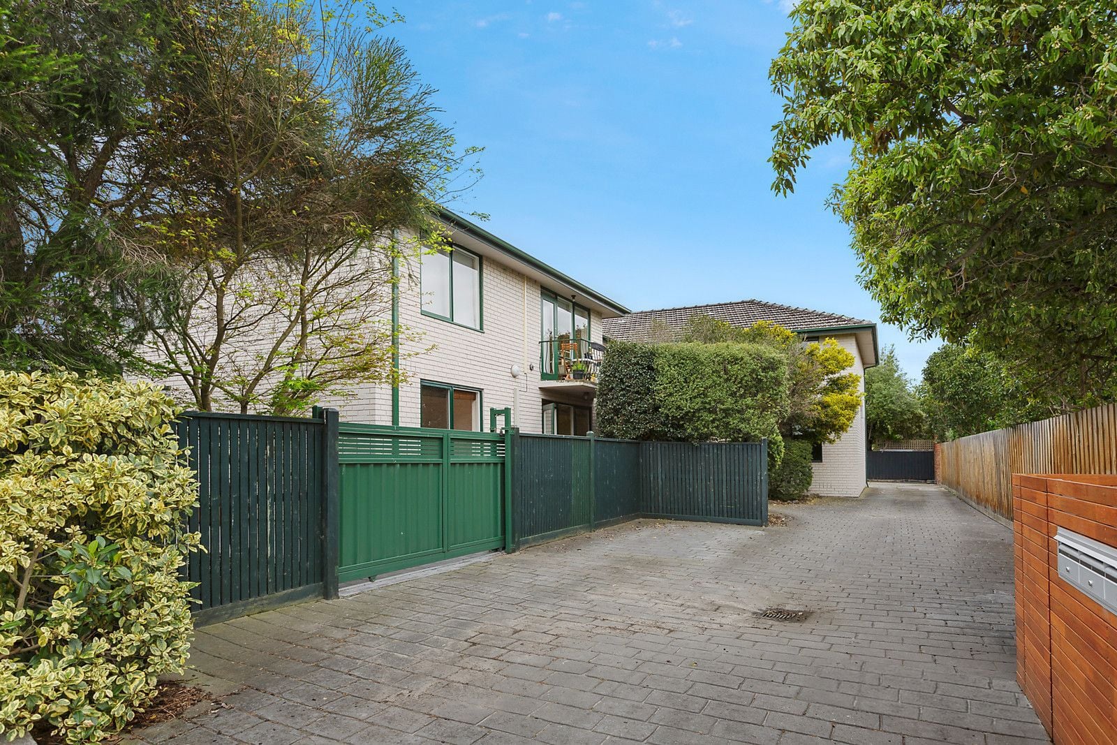 * The property is currently under application. *
 -
Spacious & Convenient Living