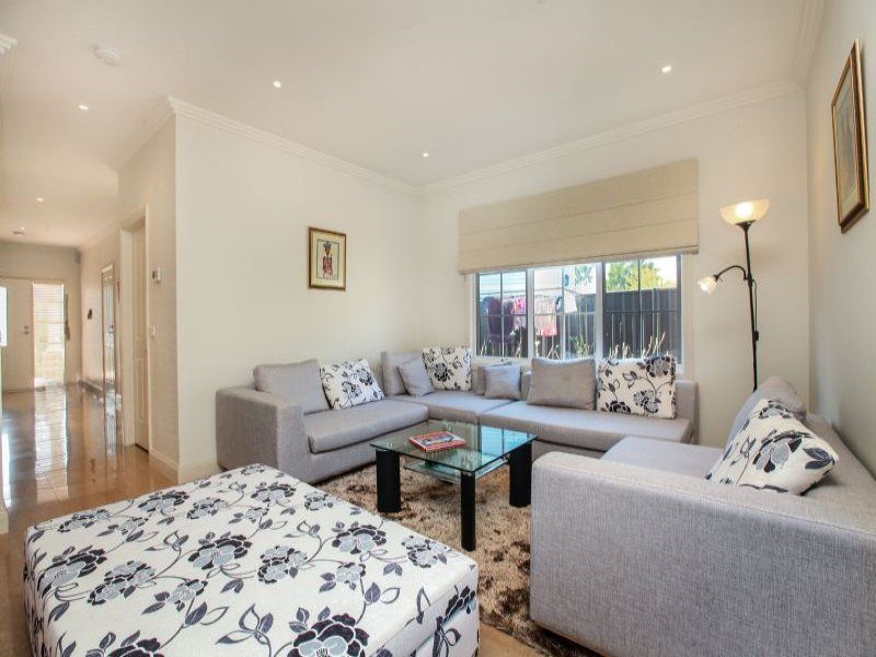 4 Wisteria Lane, Caroline Springs - Thumbnail 5