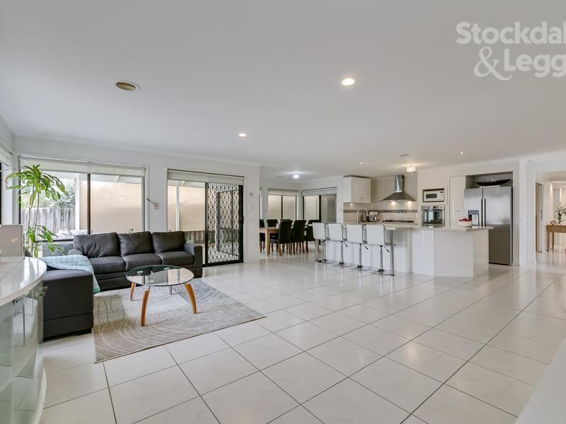 23 Darius Terrace SOUTH MORANG, South Morang - Thumbnail 4