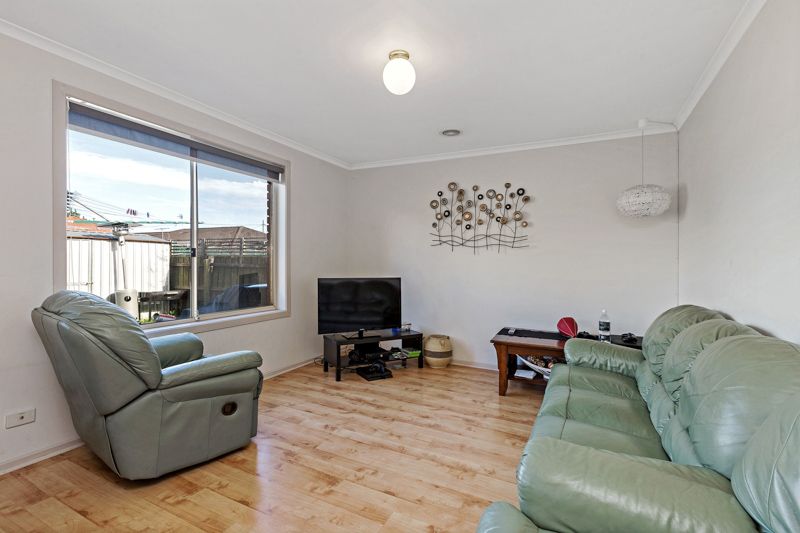 1 Brennan Court, Altona Meadows - Thumbnail 4