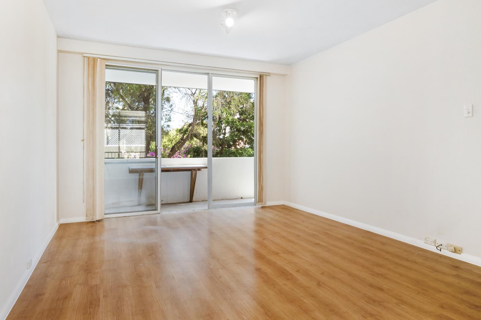 Real Estate For Lease 7/2 Holborn Avenue Dee Why , NSW