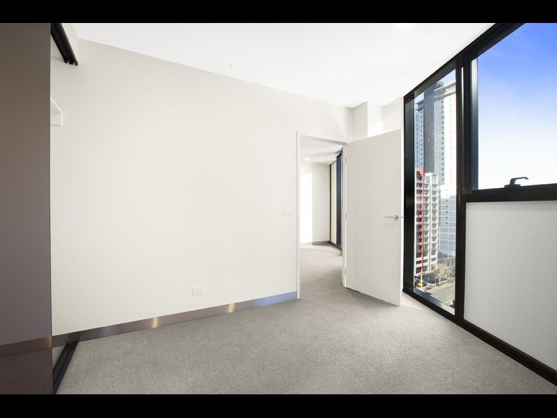 1103/33 Clarke Street, Southbank - Thumbnail 4