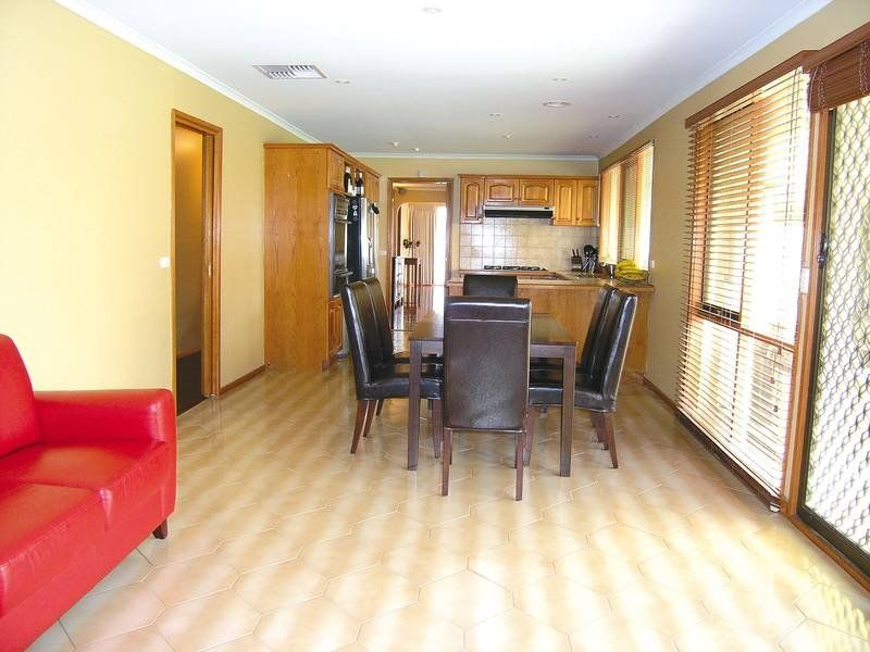 4 BEDROOM HOME IN A PRIME LOCATION
