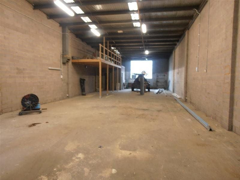 WELL POSITIONED WAREHOUSE
