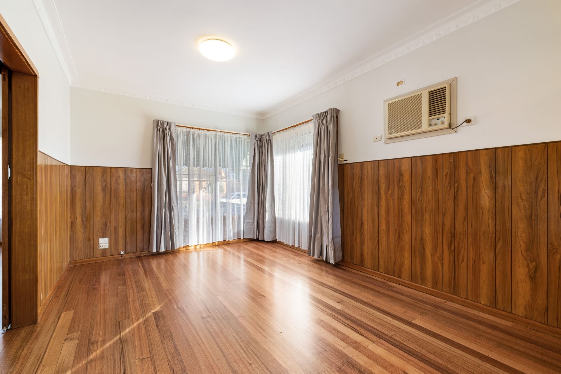 Beautifully Updated 3-Bedroom Home in Prime Location