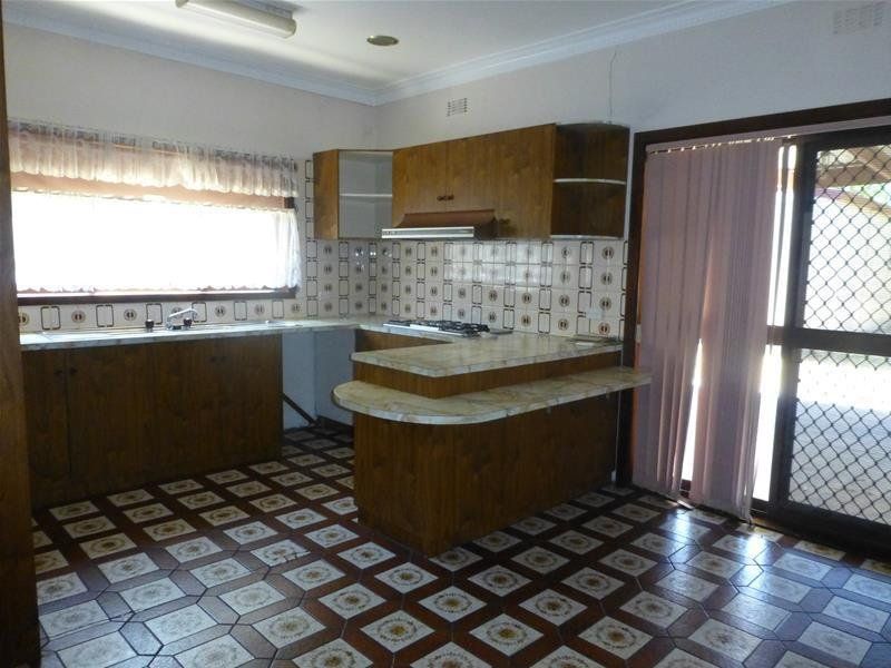 Spacious Three Bedroom on Dundas!