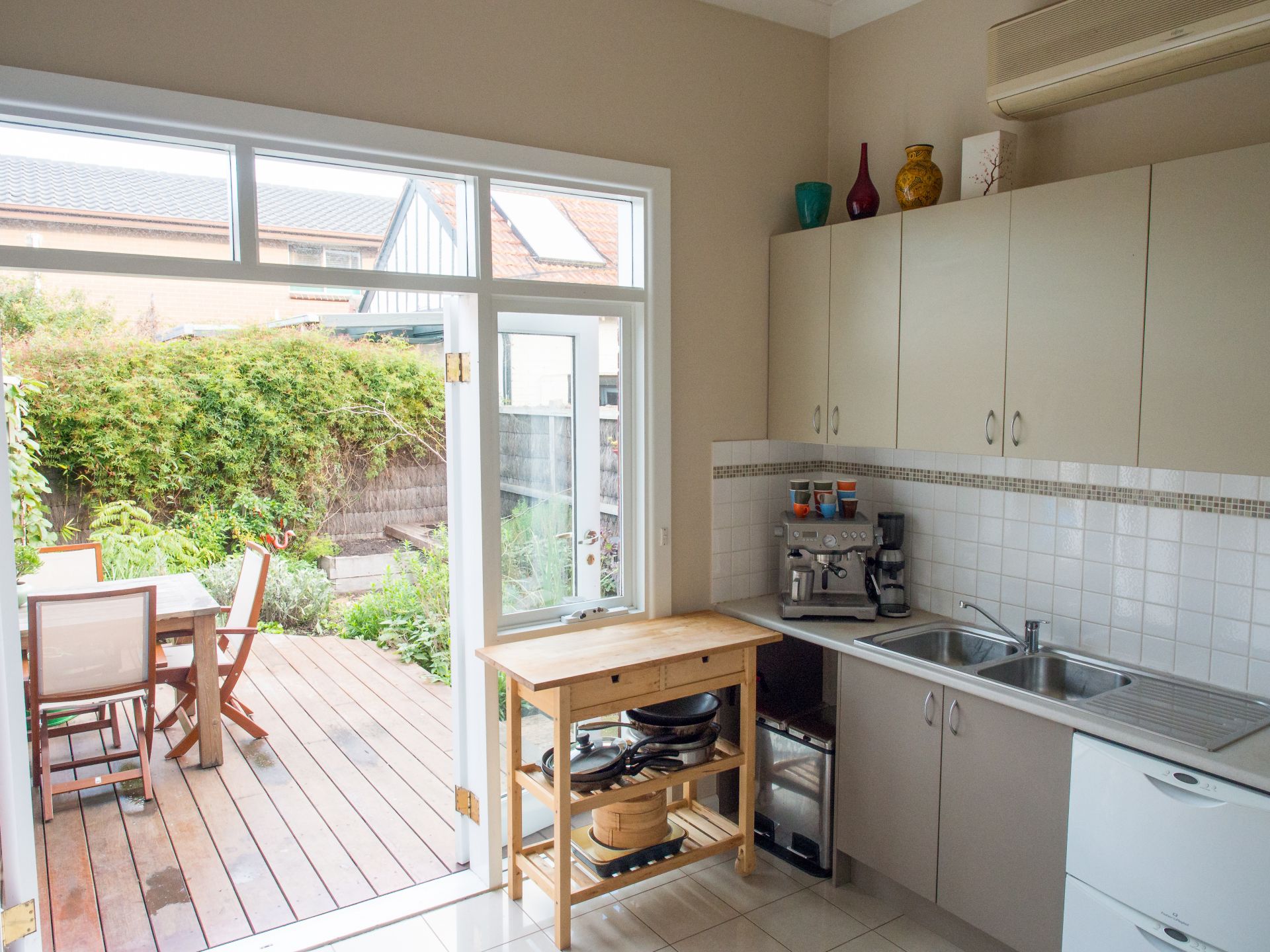 SUPERBLY SITUATED FOR SUPERB LIVING