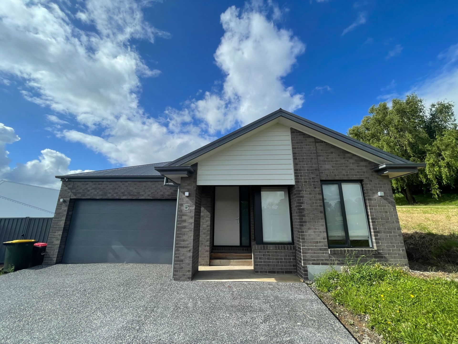5 JindivickNeerim South Road, Neerim South OBrien Real Estate