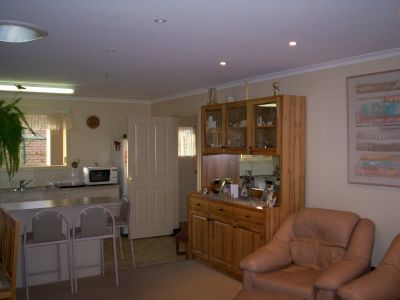 LATROBE, LATROBE, Latrobe - Thumbnail 8