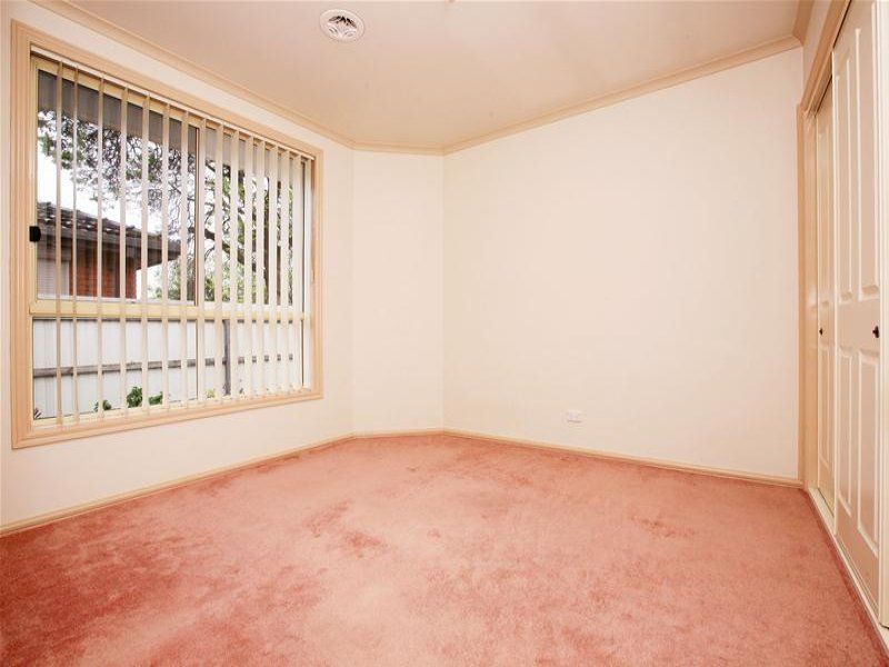 Elegant 2 Bedroom Unit, A Must See!