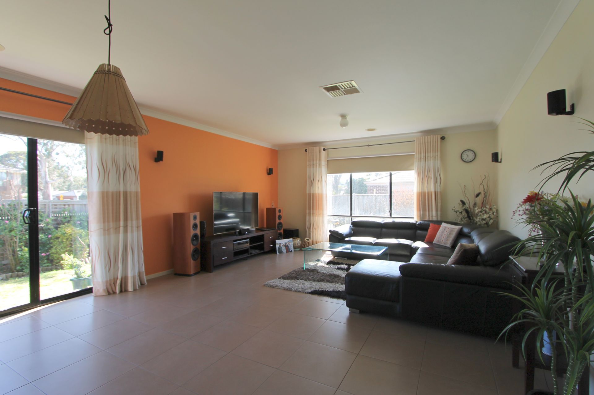 STUNNING & SPACIOUS