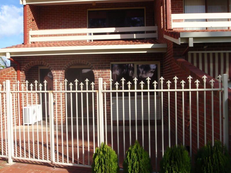 12/83 Lochside Drive West Lakes 5021