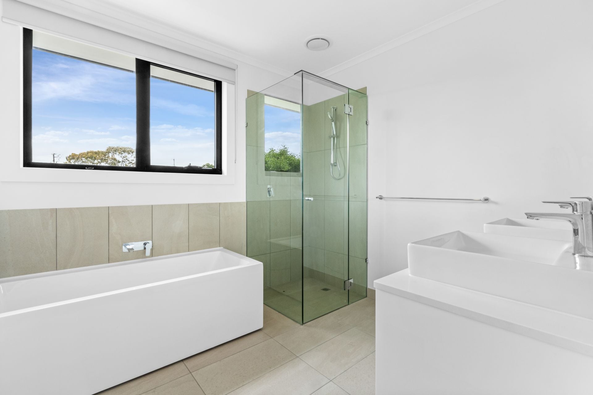 THE PERFECT BLEND OF LIFESTYLE AND LOCATION
