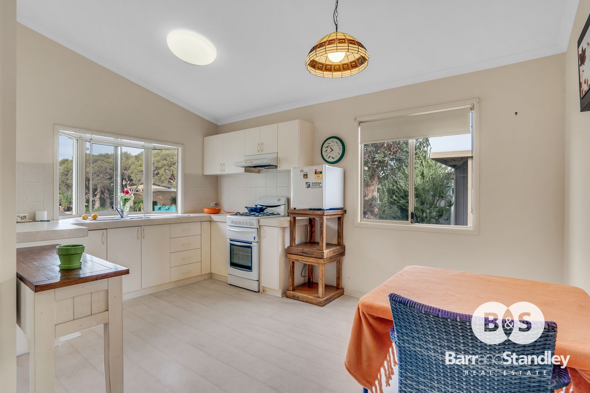 Bay 51/5 Pratt Road Eaton , WA