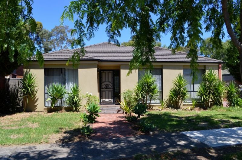 19 Josef Avenue, Bundoora