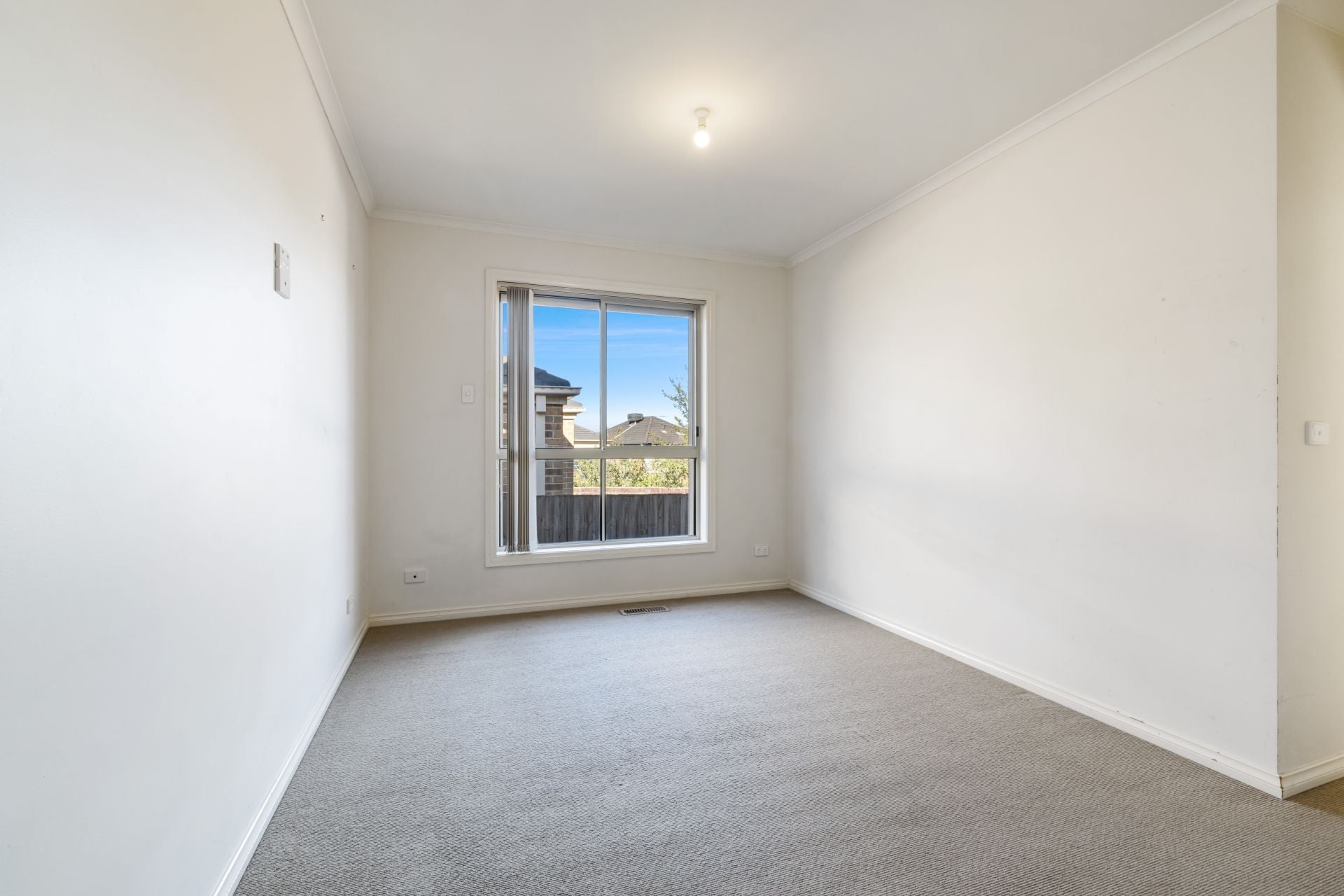 Spacious 4 Bedroom Family Home in Prime Court Location