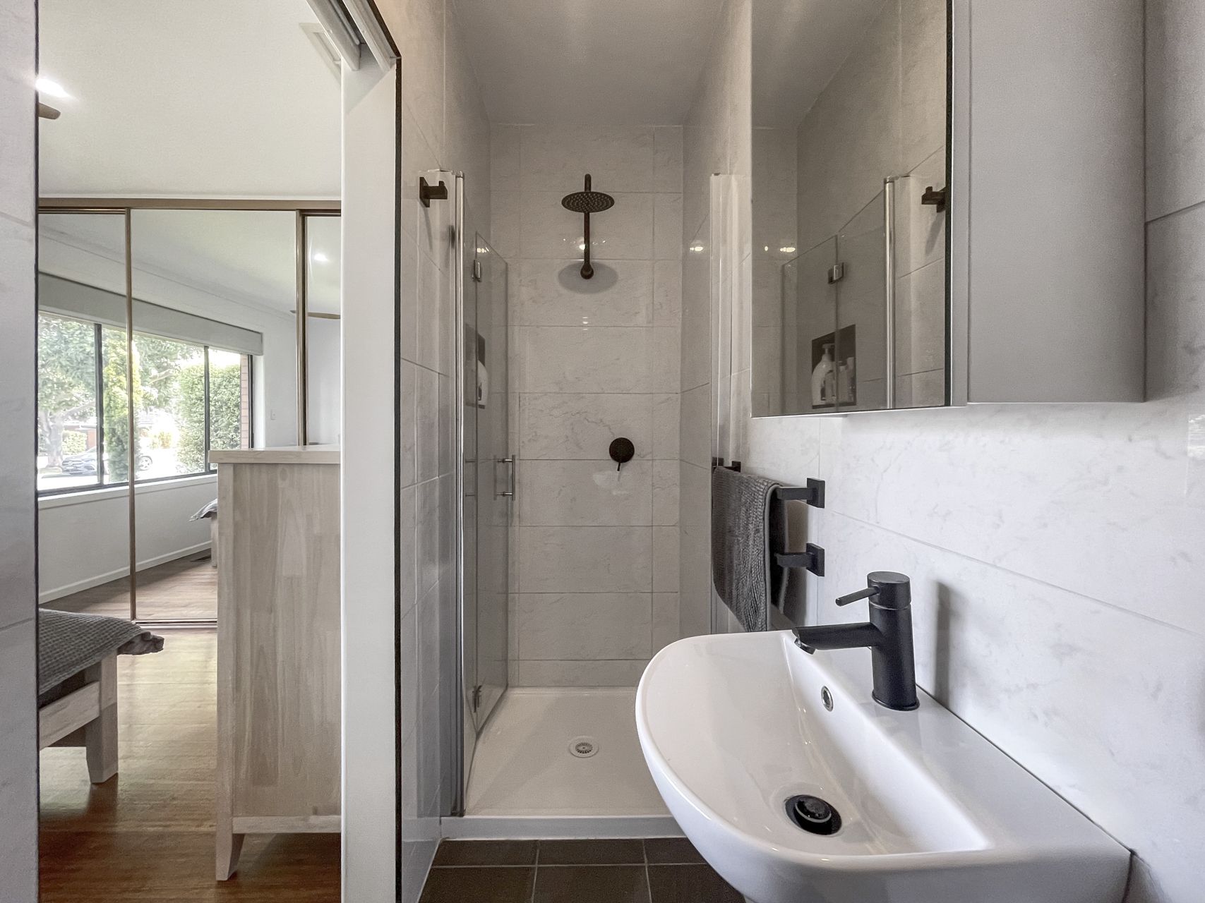 Stunning Home in Ideal Locale
