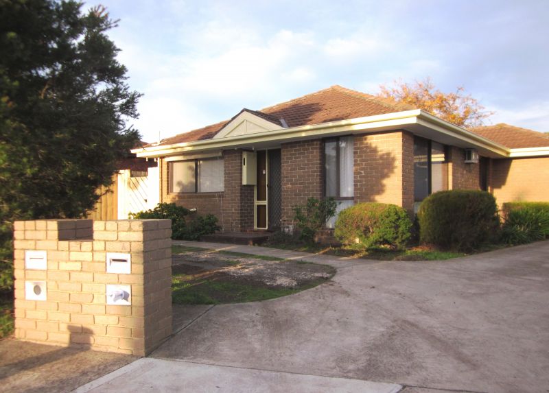 2 White Court, Mill Park
