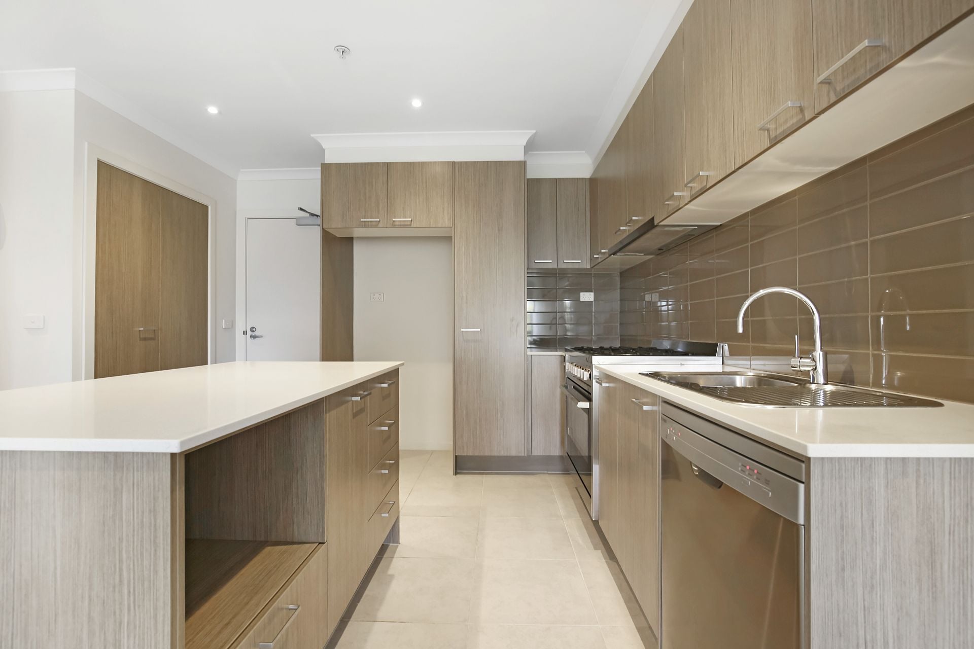 Immaculately Presented Apartment!