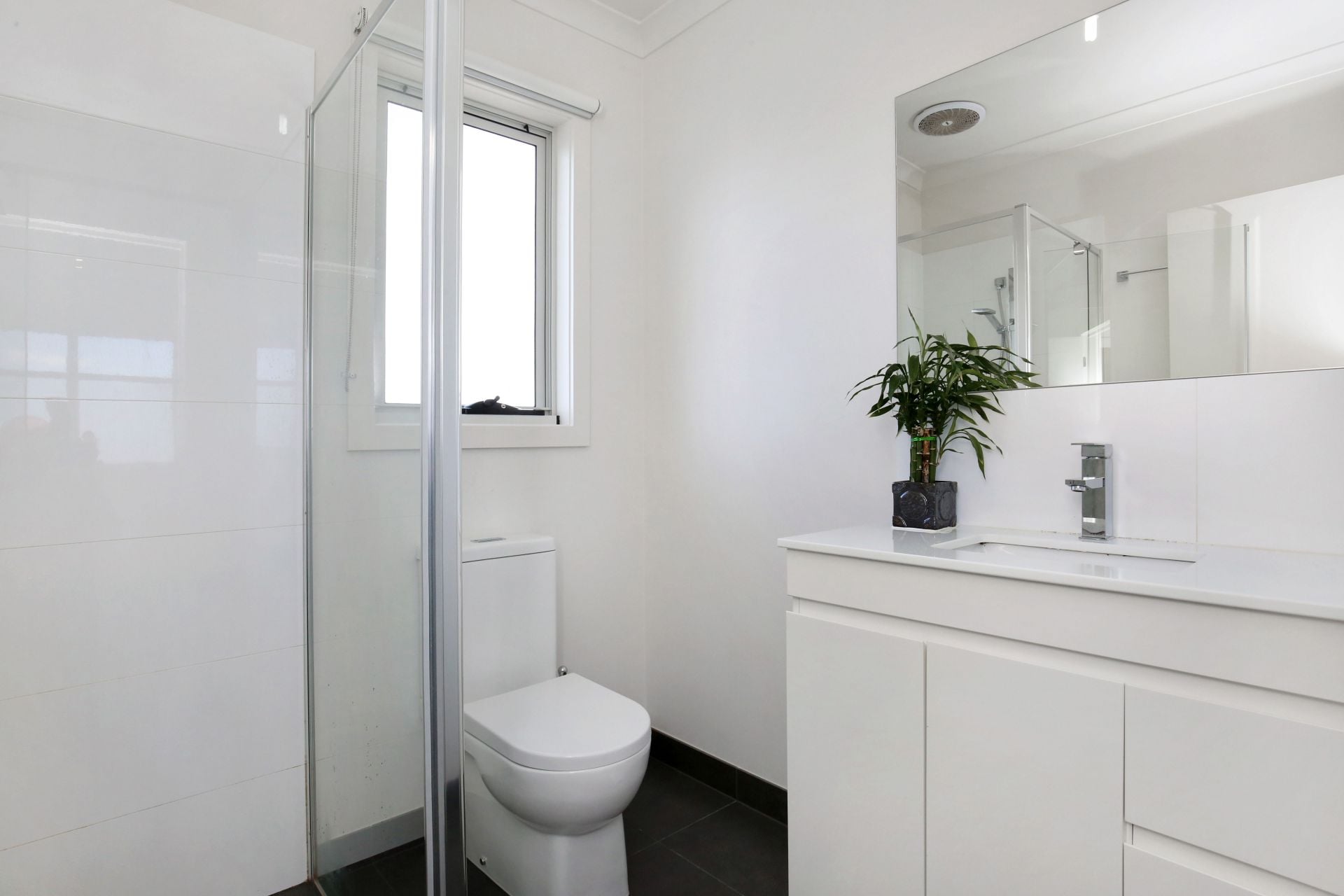 SUPERB MODERN STYLE