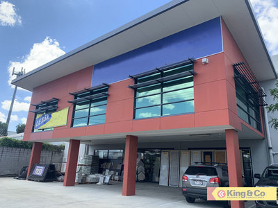 CORPORATE GRADE OFFICE SPACE WITH MASSIVE EXPOSURE!