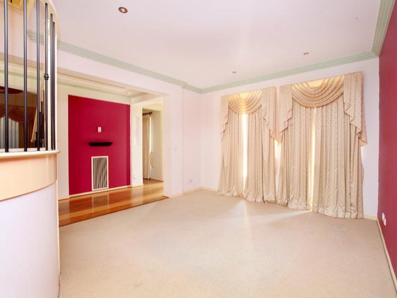 89 Chisholm Drive, Caroline Springs - Thumbnail 6