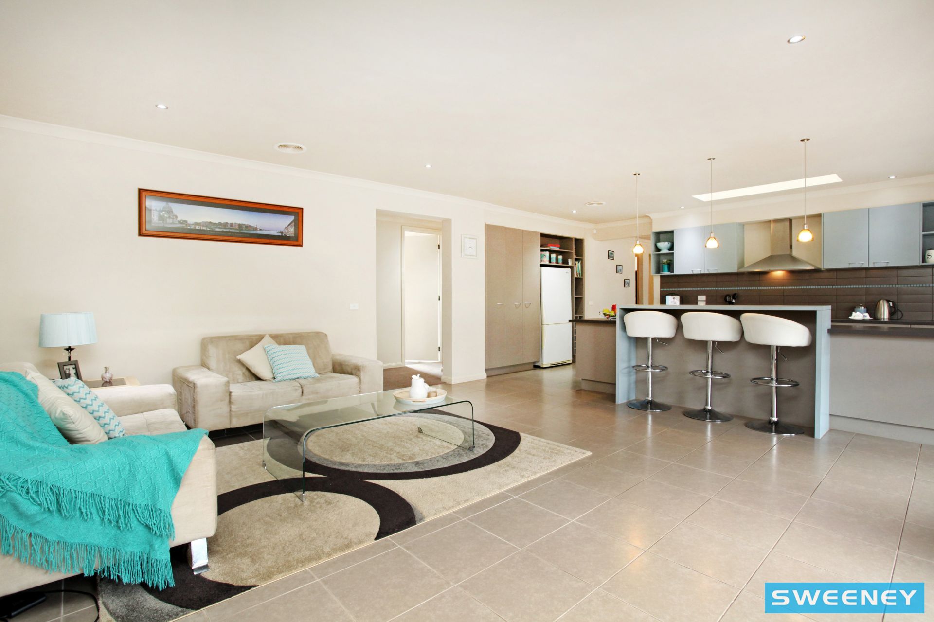 16 Oakview Parade, Caroline Springs - Thumbnail 5