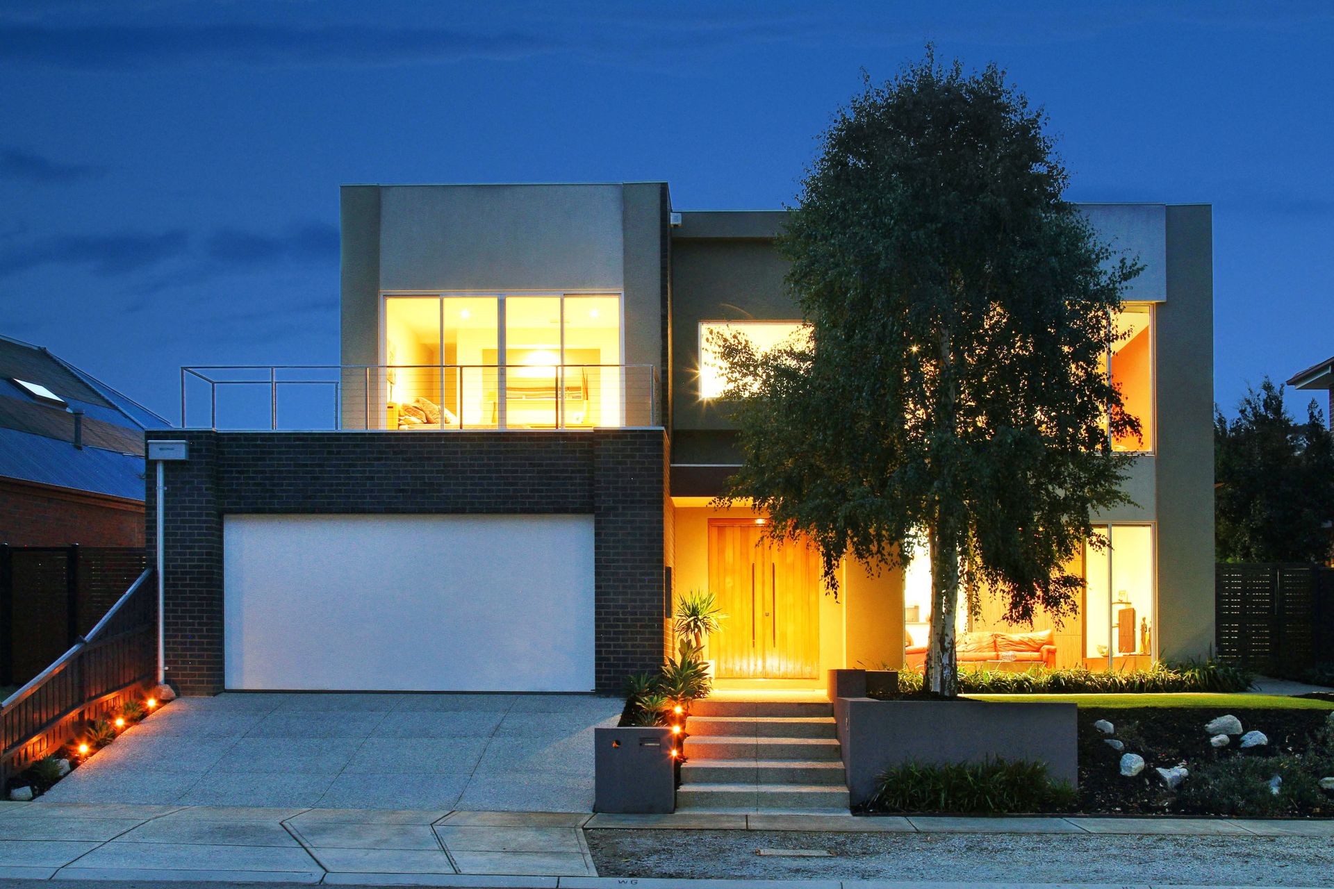 Contemporary Design With Spacious Sophisticated Style