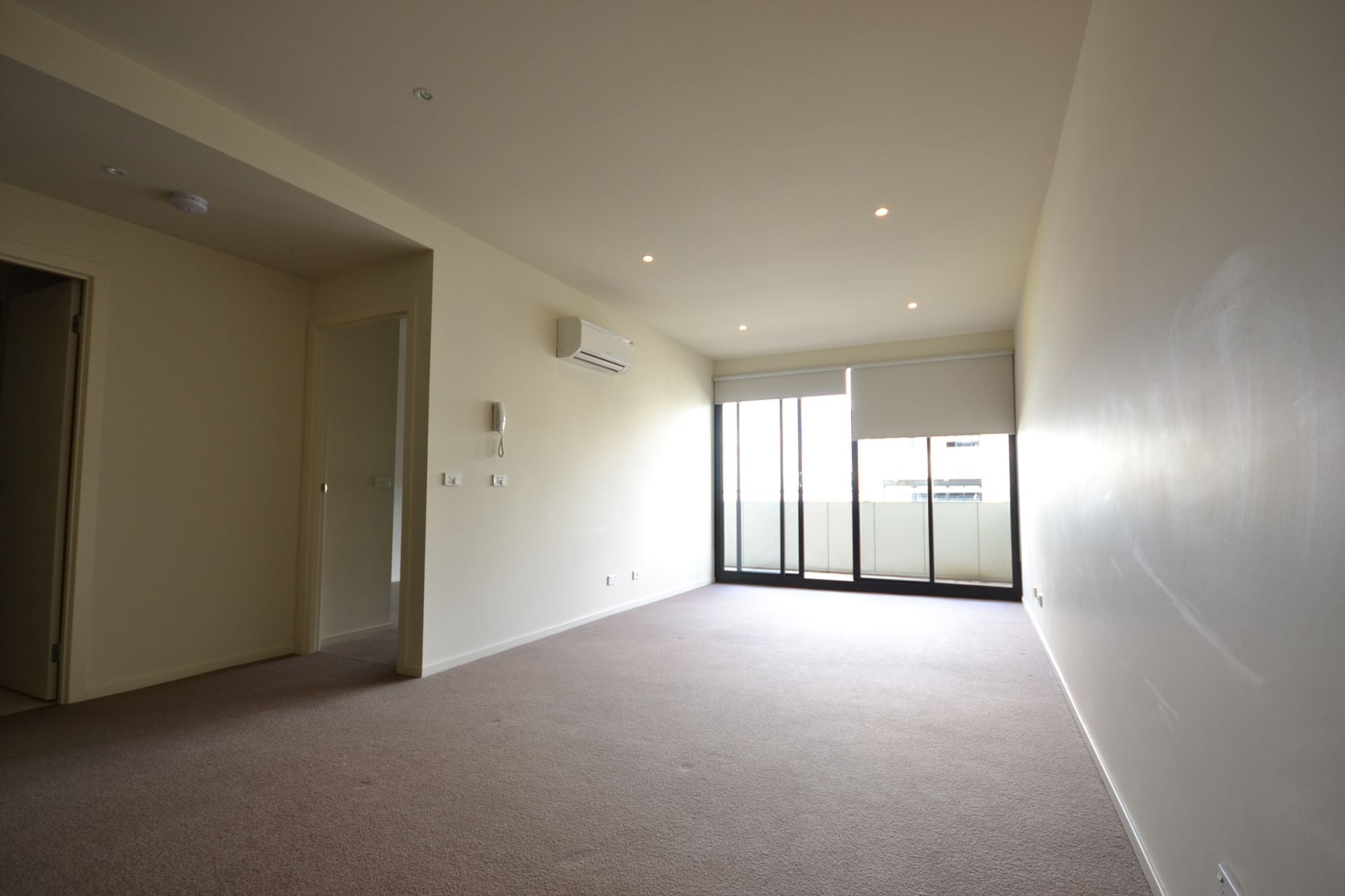 GREAT APARTMENT IN GREAT LOCATION