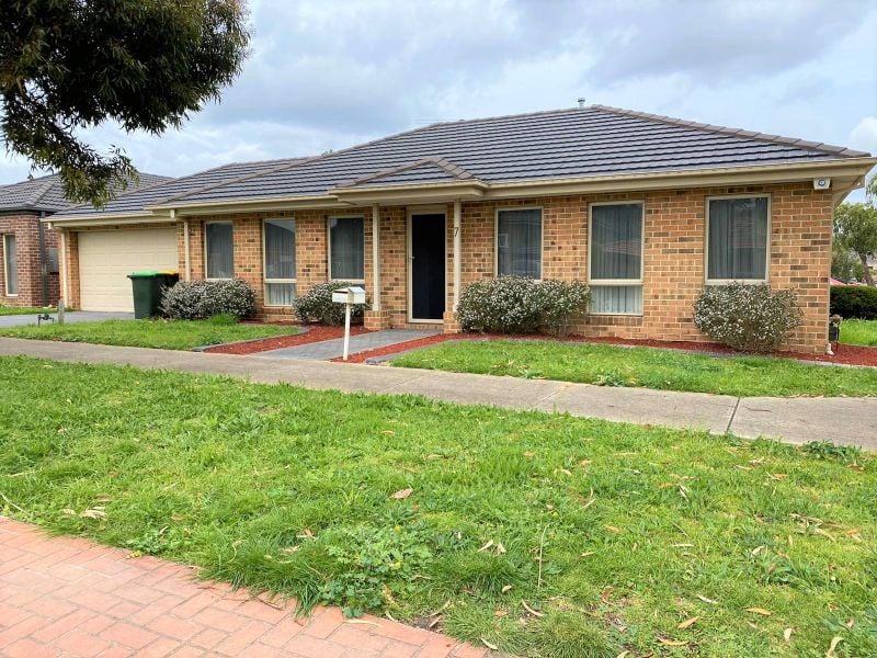 7 Jindabyne Avenue, South Morang