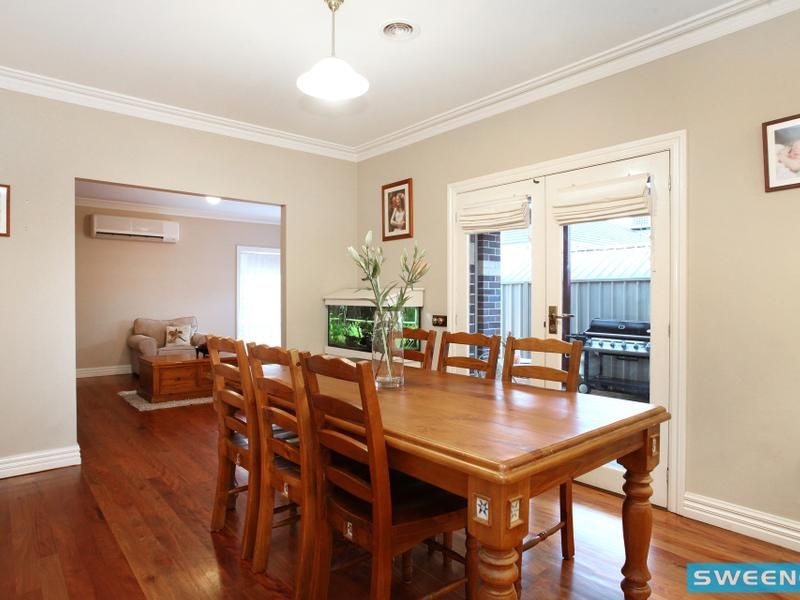 15 Ranmore Grove, Caroline Springs - Thumbnail 8