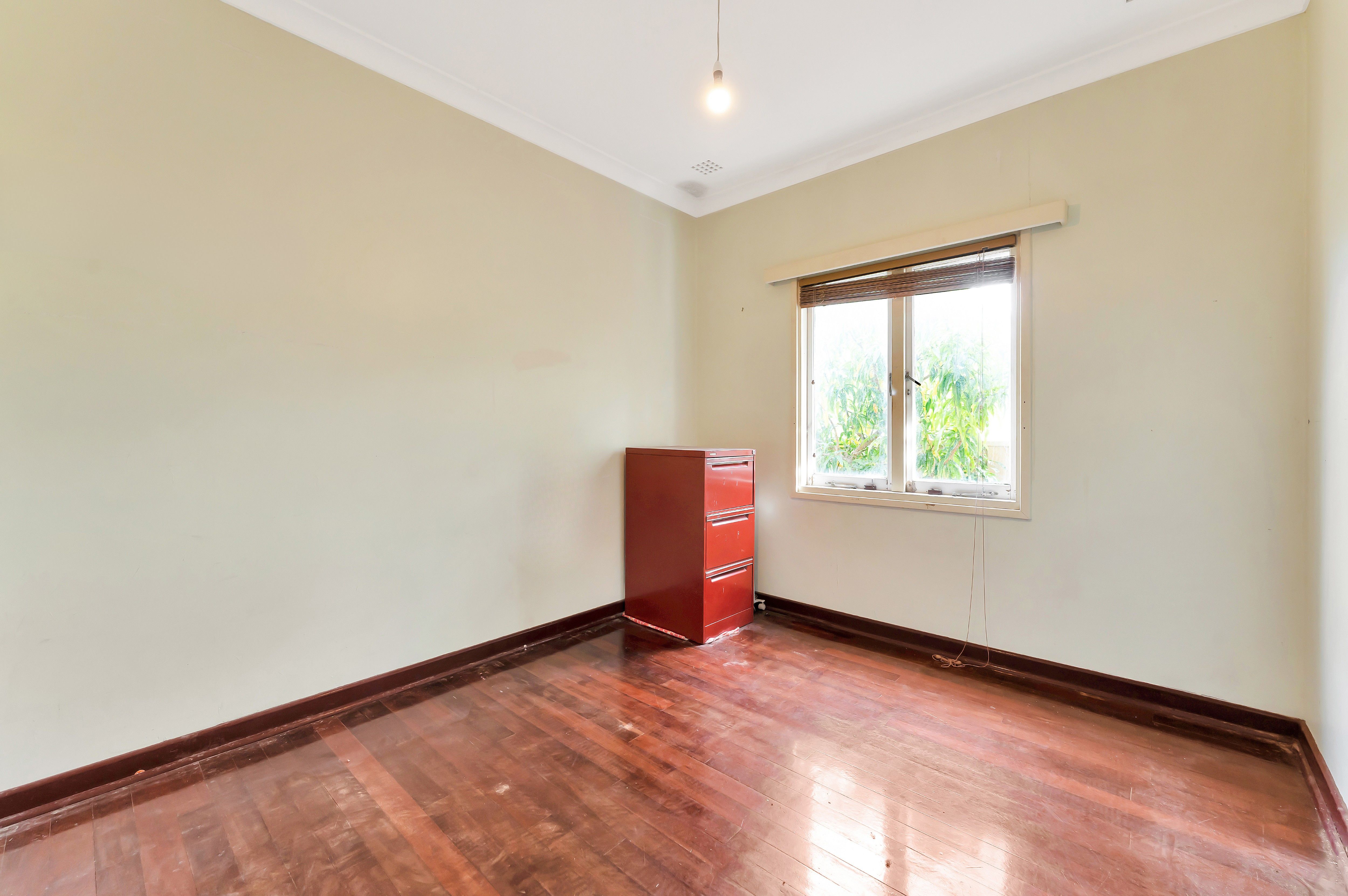 33 Hartfield Street, Queens Park