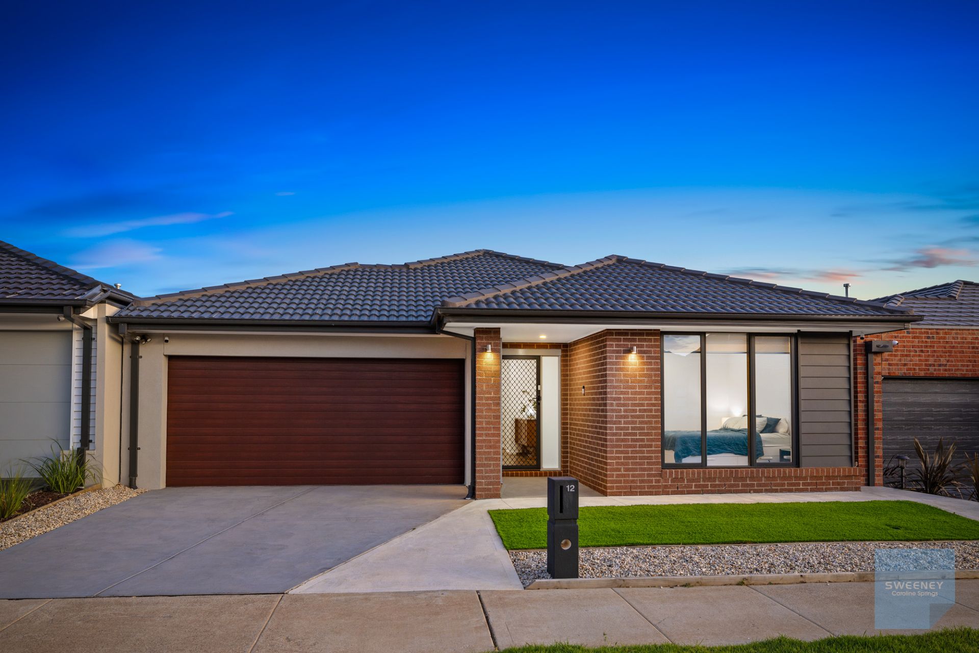 12 Pyrenees Street, Truganina - Thumbnail 2