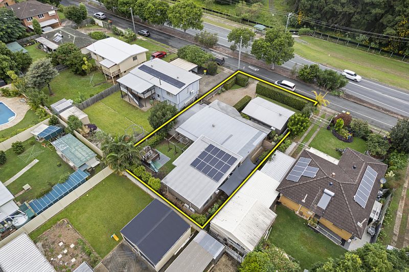 Real Estate For Sale 71 Dohles Rocks Road Kallangur , QLD